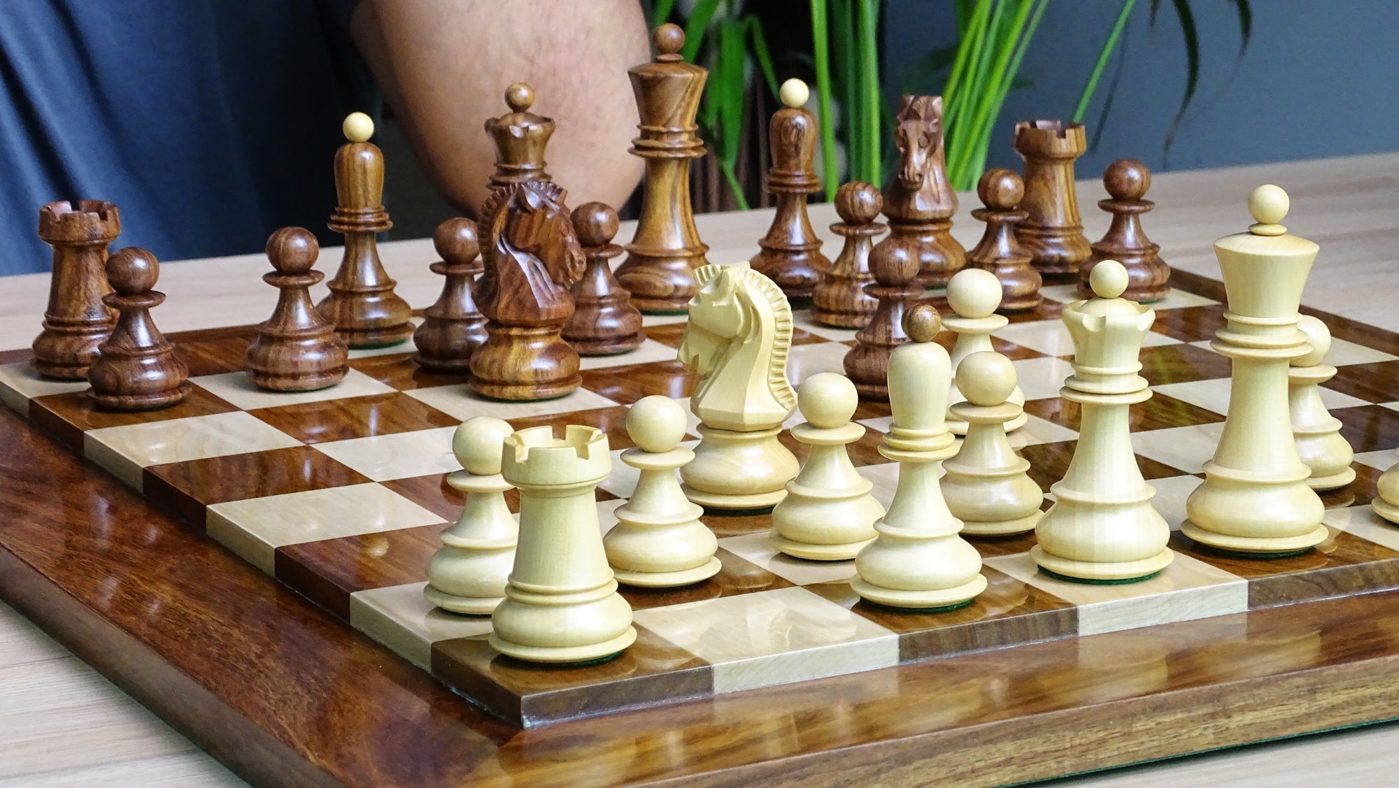 chess set chess pieces
