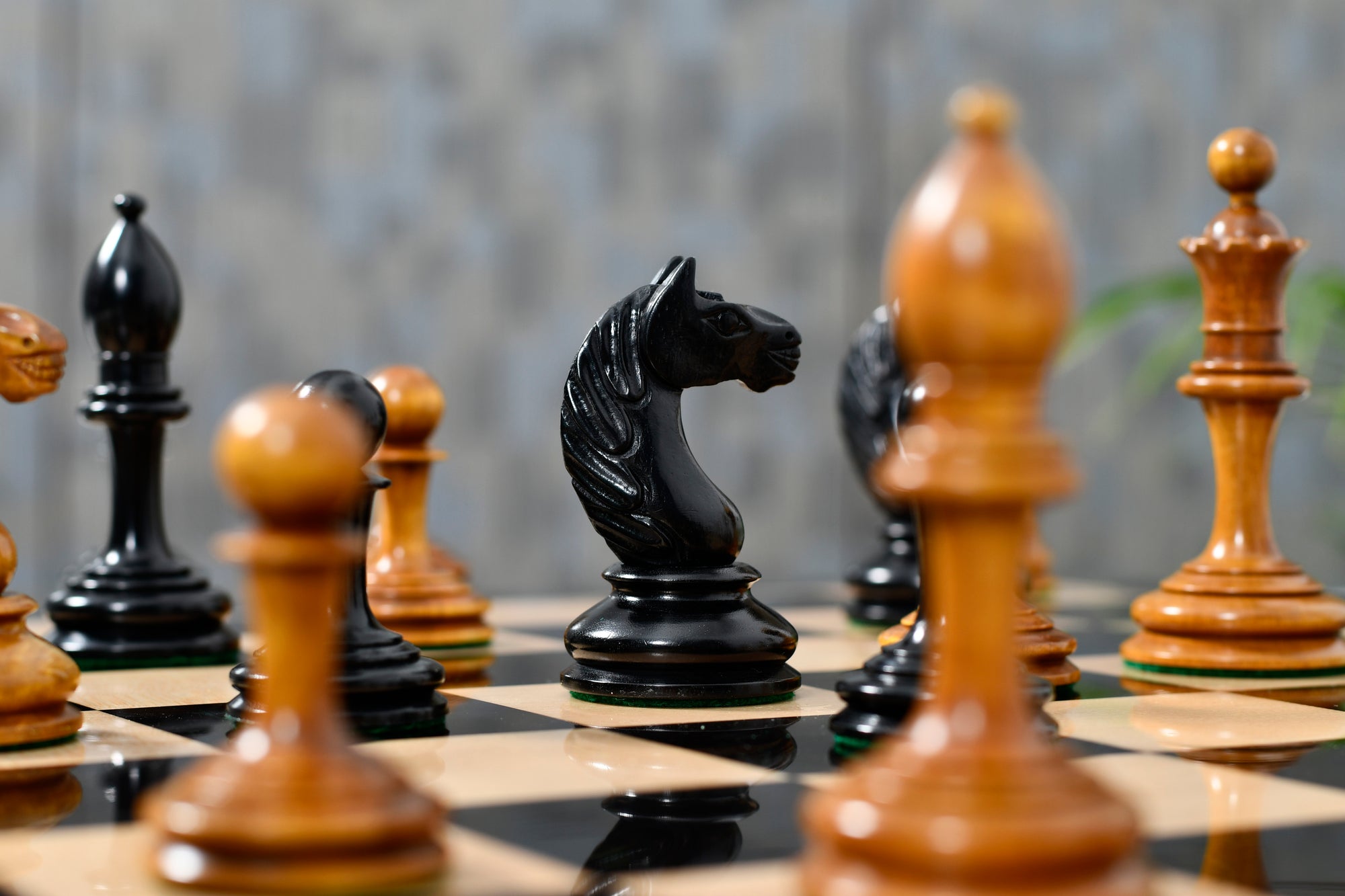 Antonio Fabiano 1933 Soviet Era Botvinnik Style Weighted Chess Pieces in Ebony & Antique 3.8 Inch King