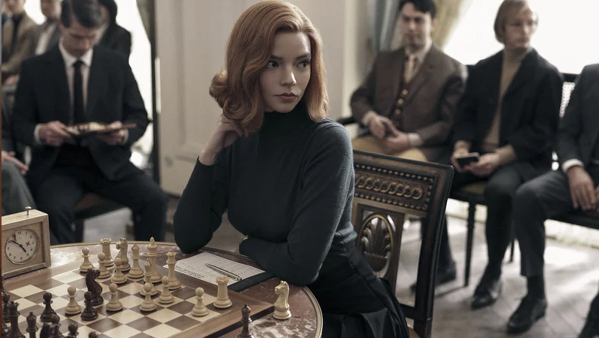 The 4 Inch Supreme Series (The Queen’s Gambit) Staunton Weighted Chess Pieces in Black Ebonized Wood & Boxwood - 1100 grams